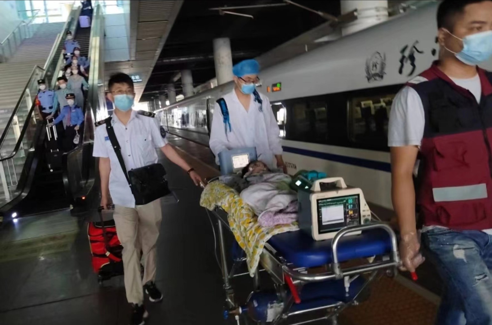 陆丰市高铁转运公司